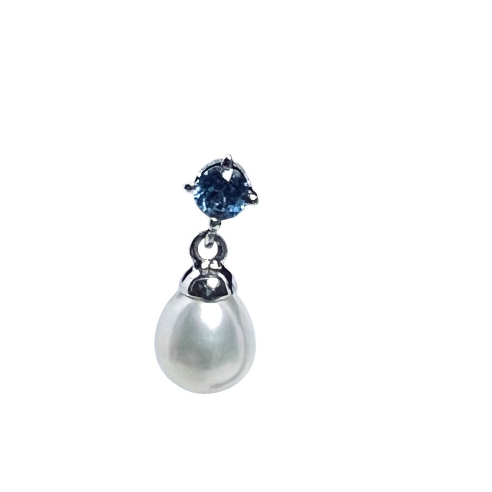 Honora Sterling Silver, Pearls And Blue Topaz Rhinestone Earrings (5977-1-2) - Picture 7 of 9